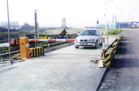 �ӱ�����������